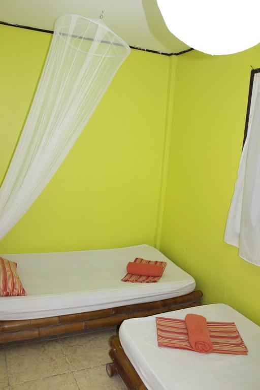 Surfers Home Boracay Balabag  Esterno foto