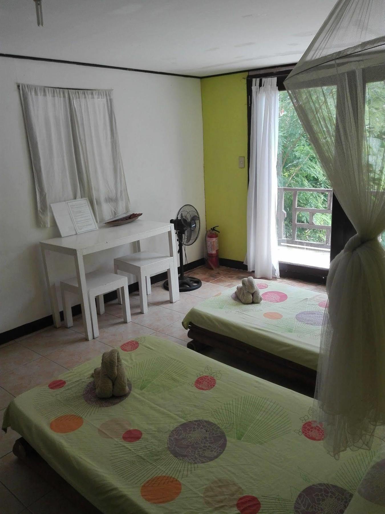 Surfers Home Boracay Balabag  Esterno foto