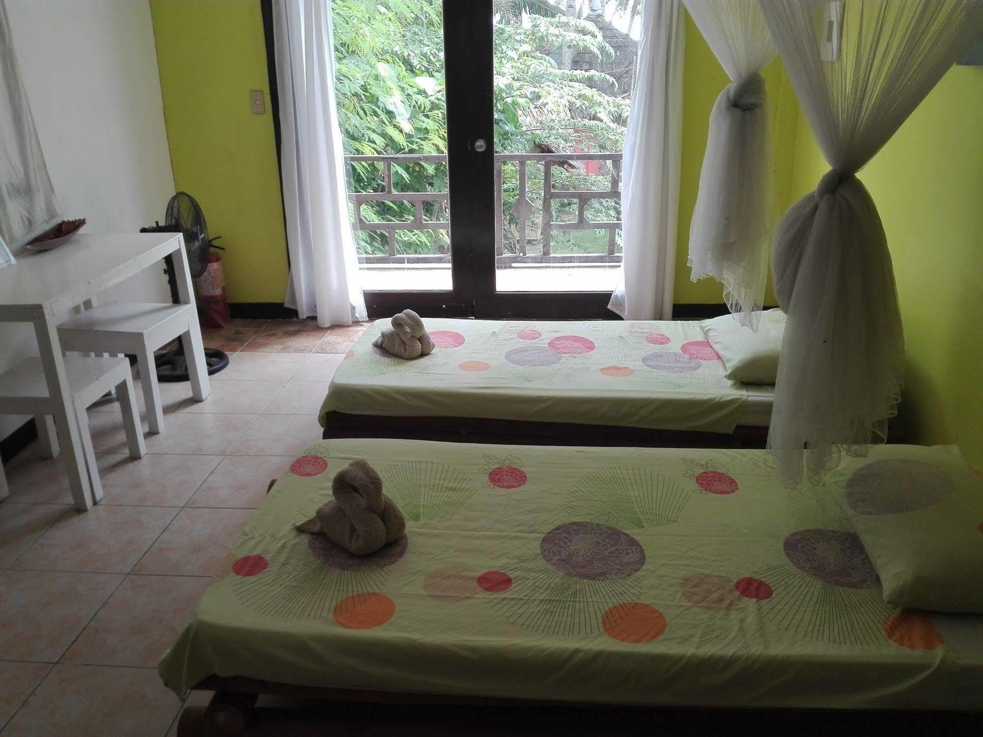 Surfers Home Boracay Balabag  Esterno foto